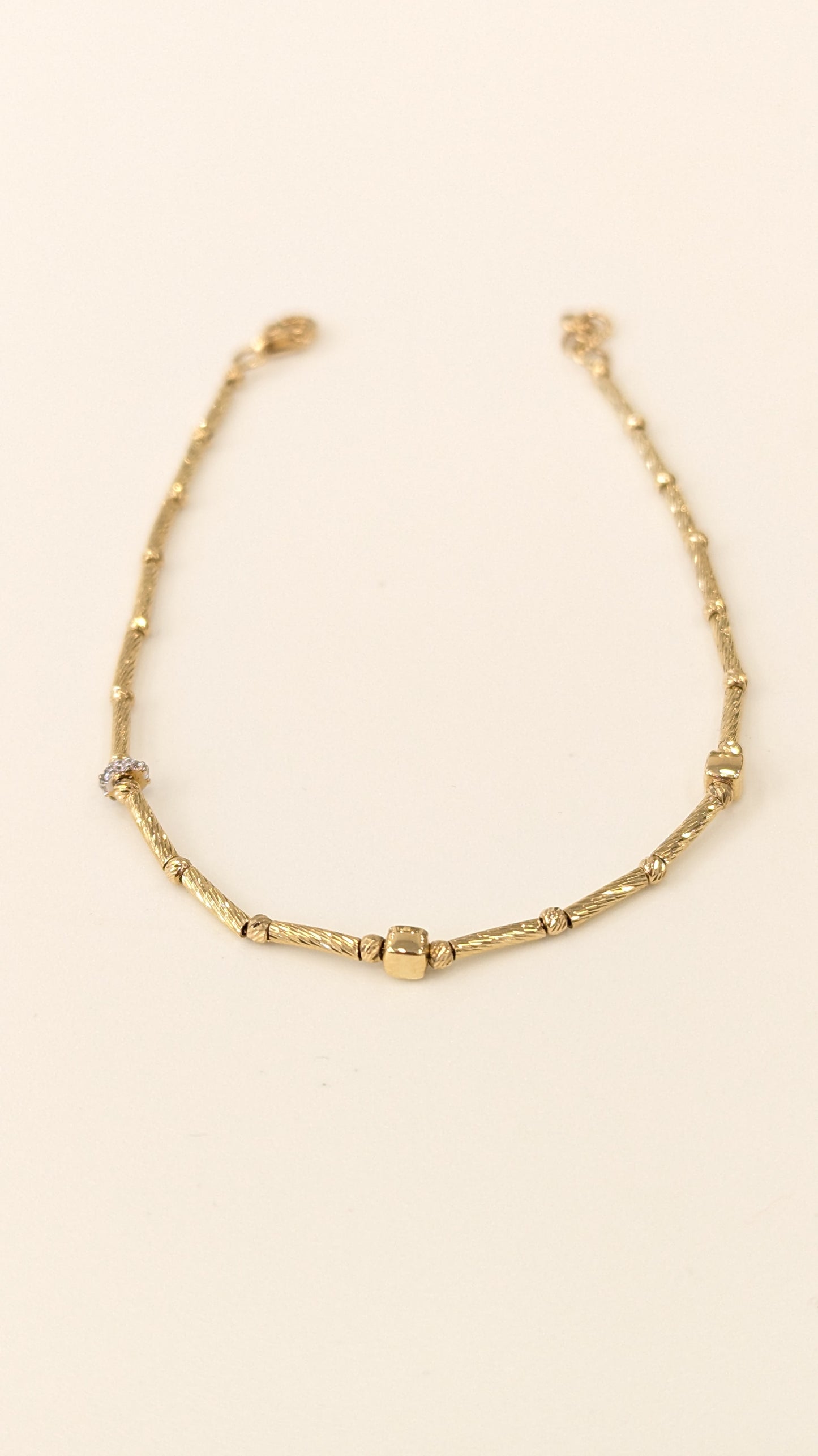 Gold Diamond Cut Bracelet