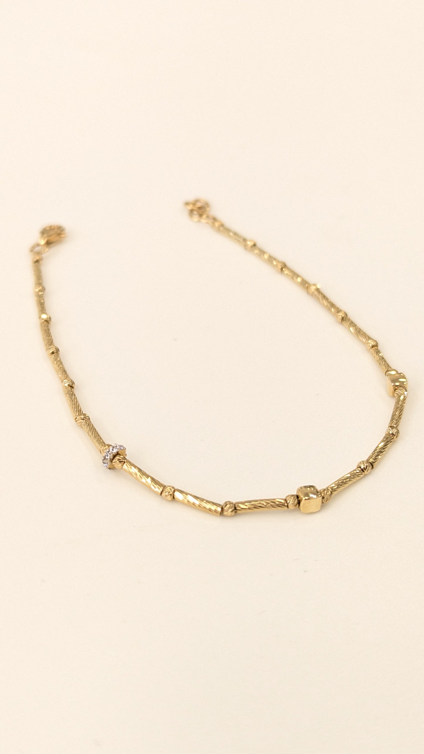 Gold Diamond Cut Bracelet