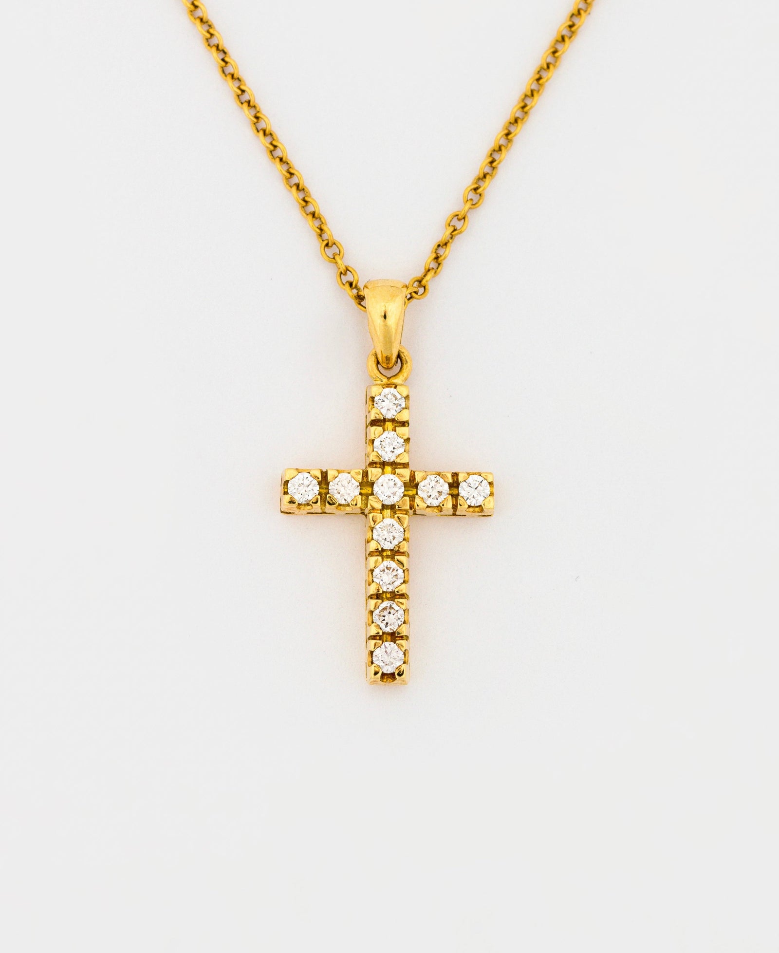 Σταυρός Χρυσός Κ18 με Διαμάντια 0,40ct